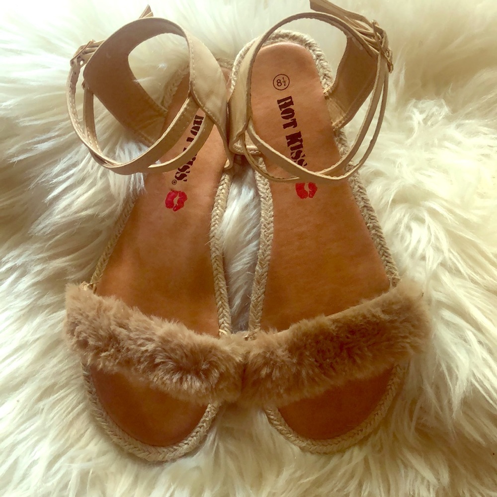Sandal
